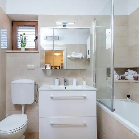 Appartement Domi Trogir