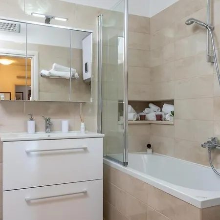 Apartment Domi *