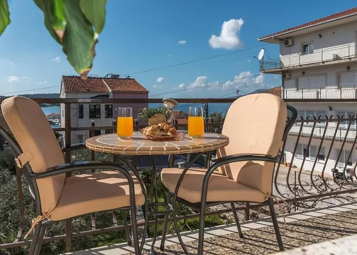 Apartment Domi Trogir